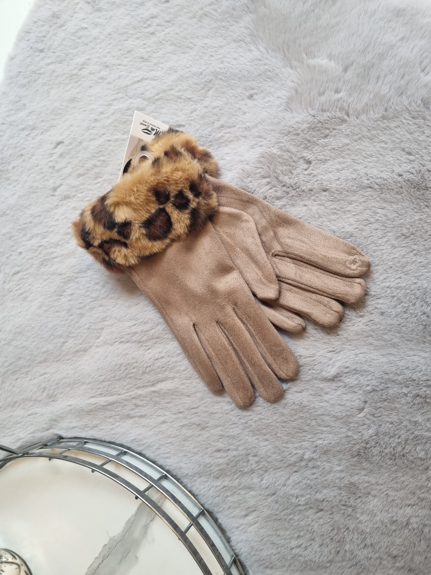 Leopard Print Gloves - Taupe