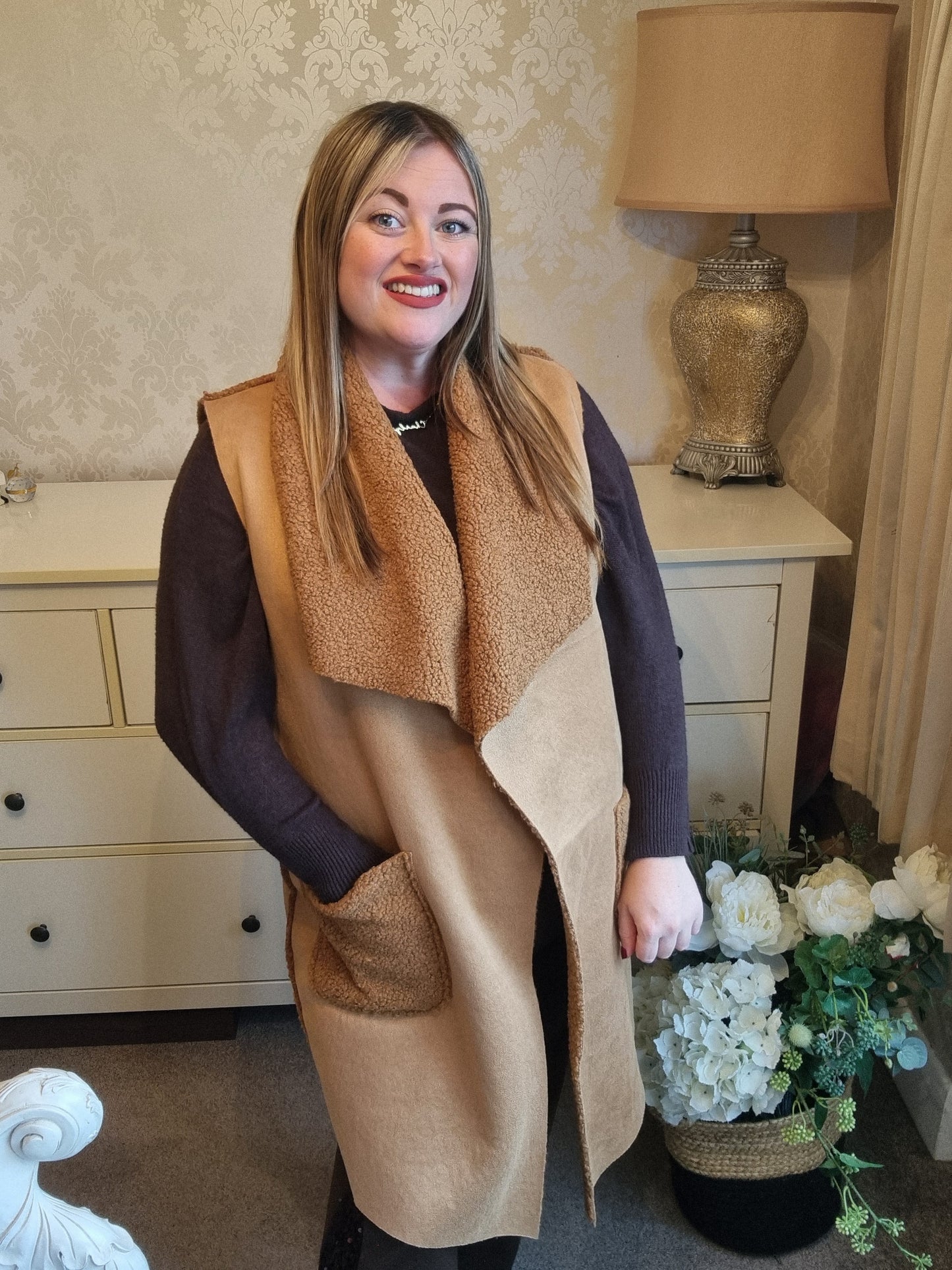 Sasha Teddy Fleece Gilet - Tan