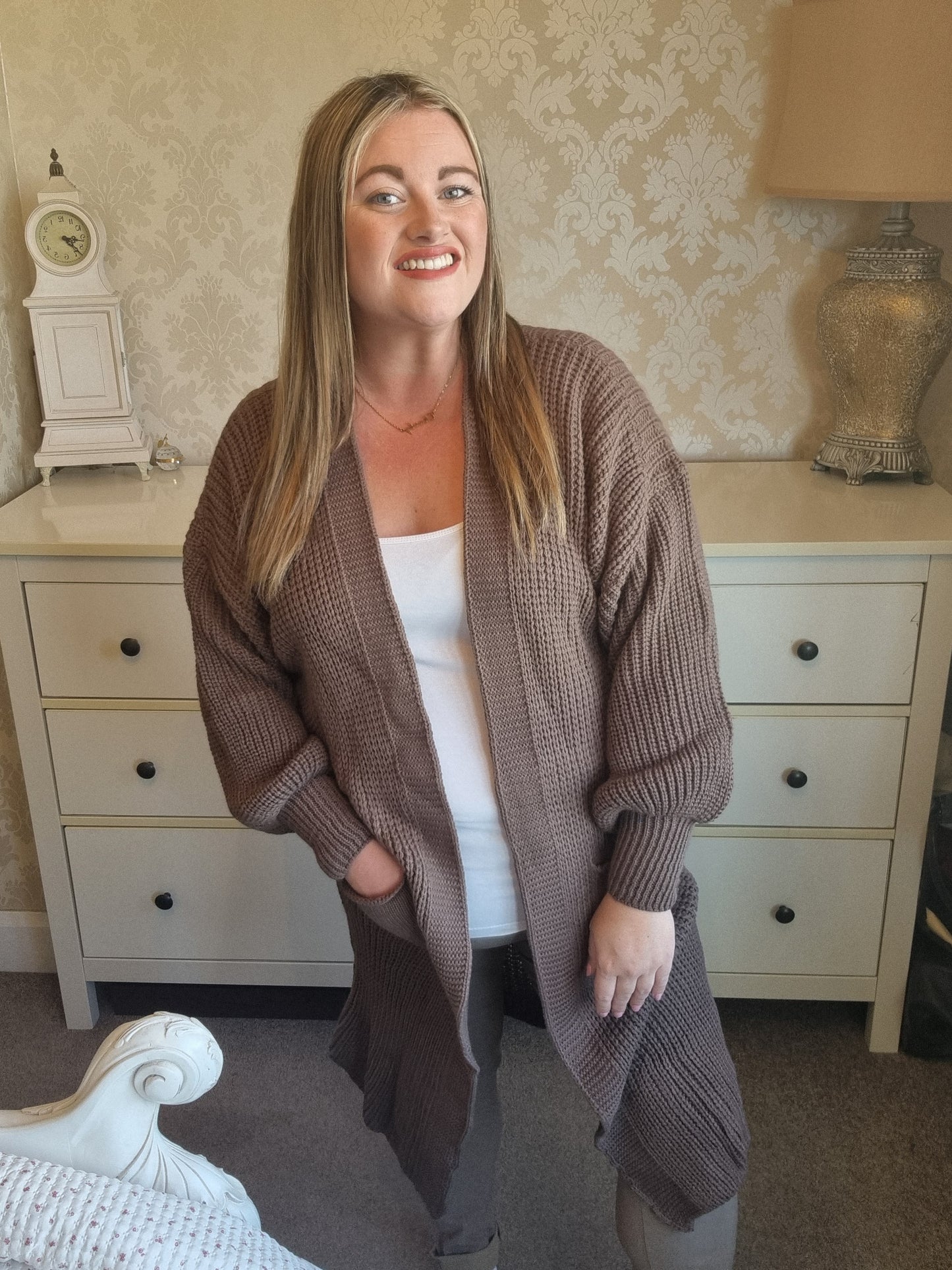 Avery Chunky Knit Cardigan- Mocha