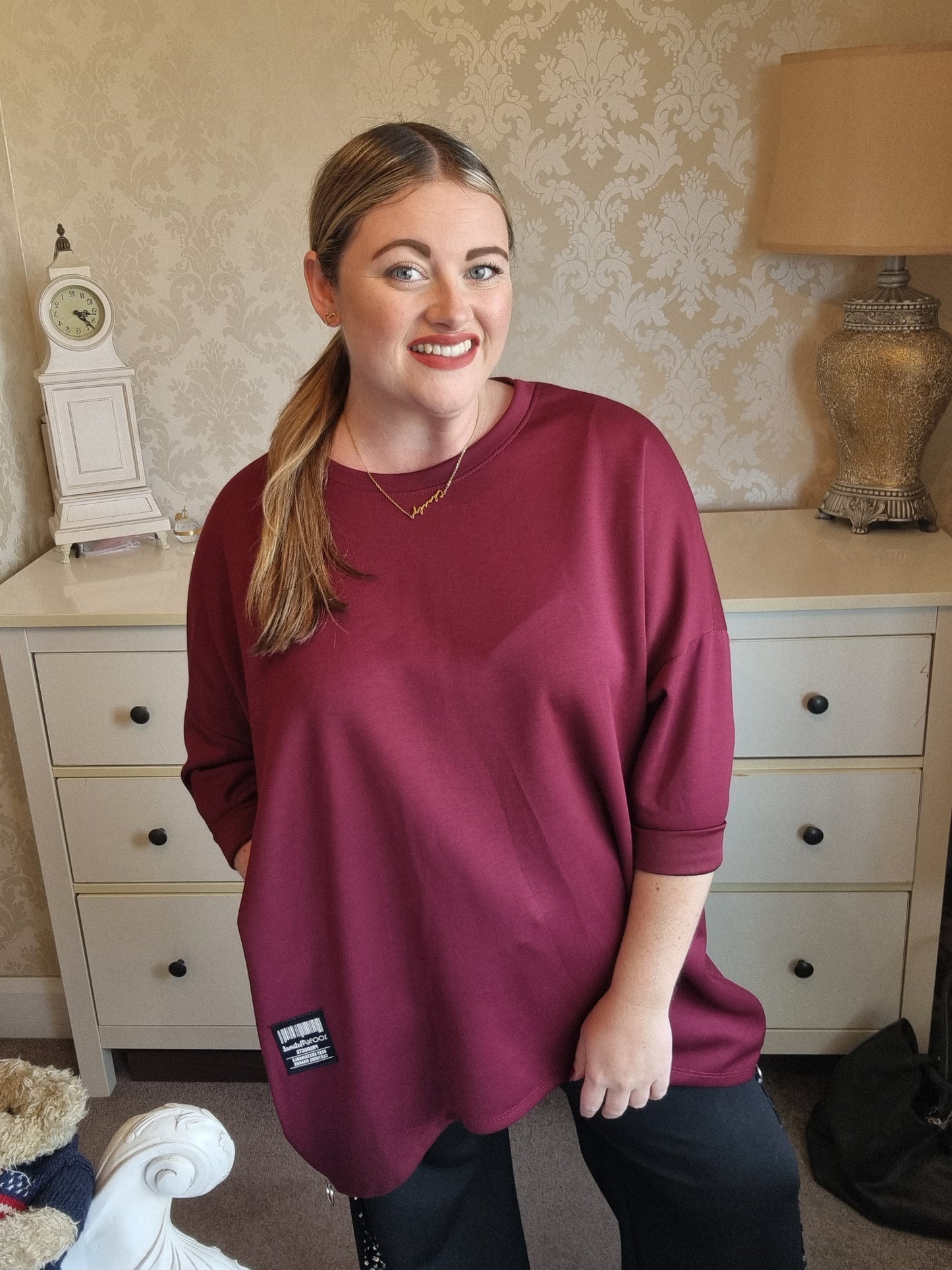 Lydia Sweatshirt- Burgundy