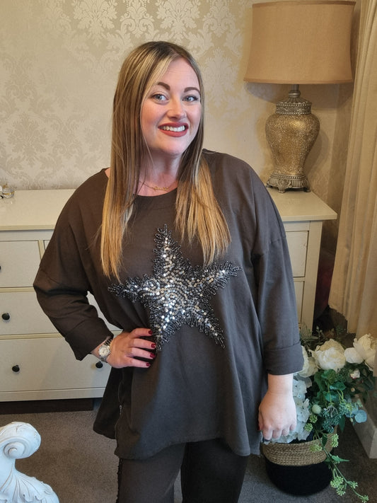 Harriet Star Sweatshirt - Chocolate