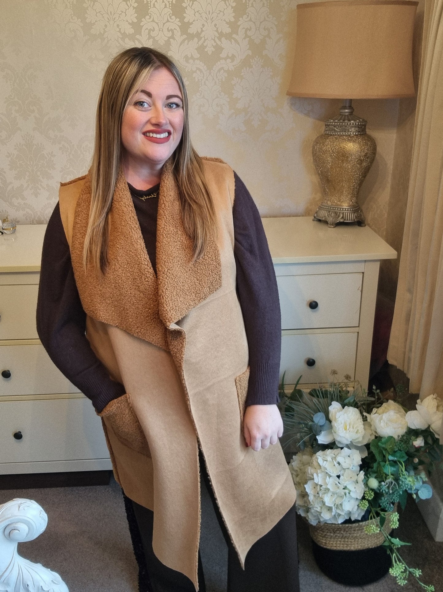 Sasha Teddy Fleece Gilet - Tan