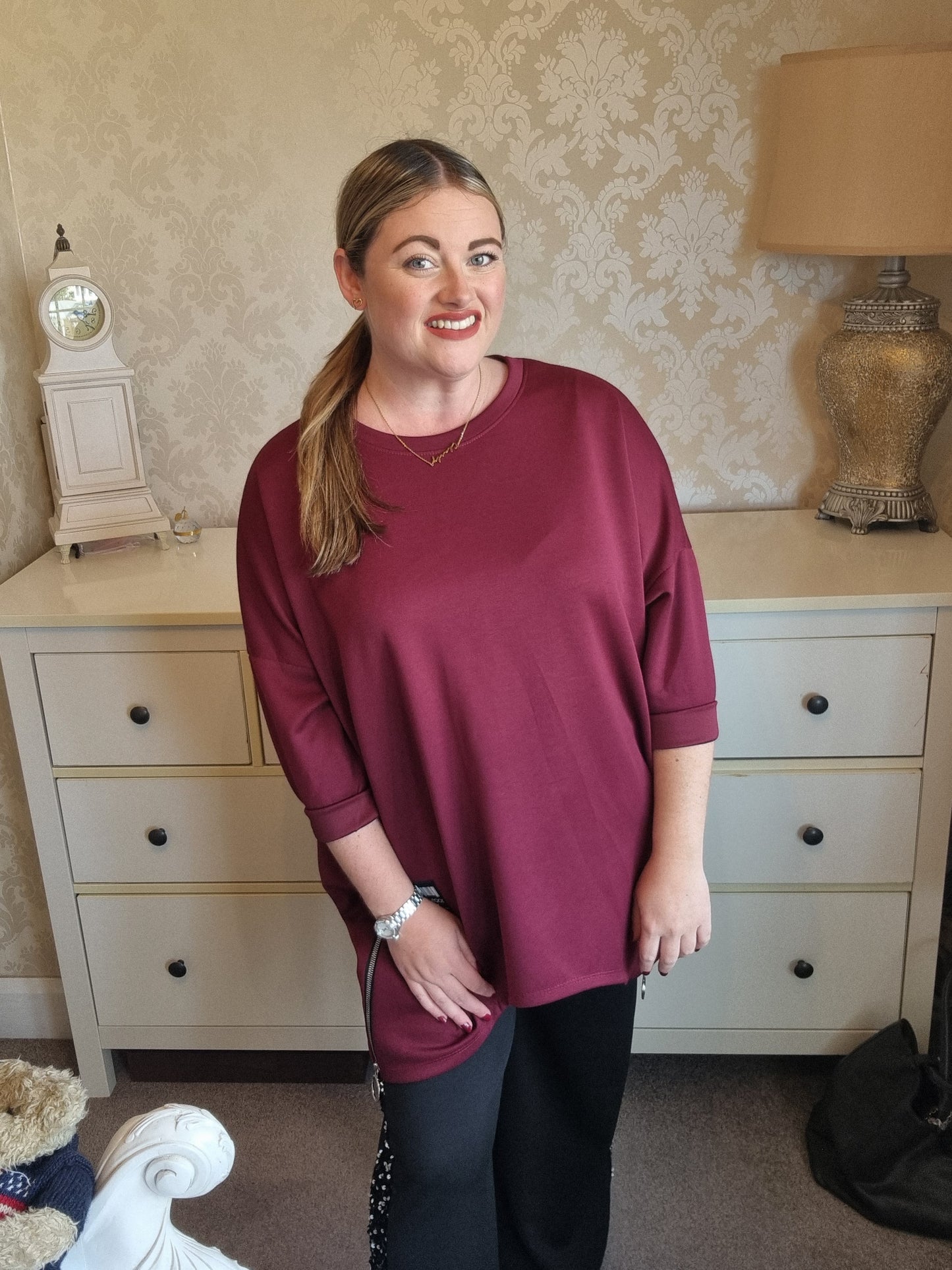 Lydia Sweatshirt- Burgundy